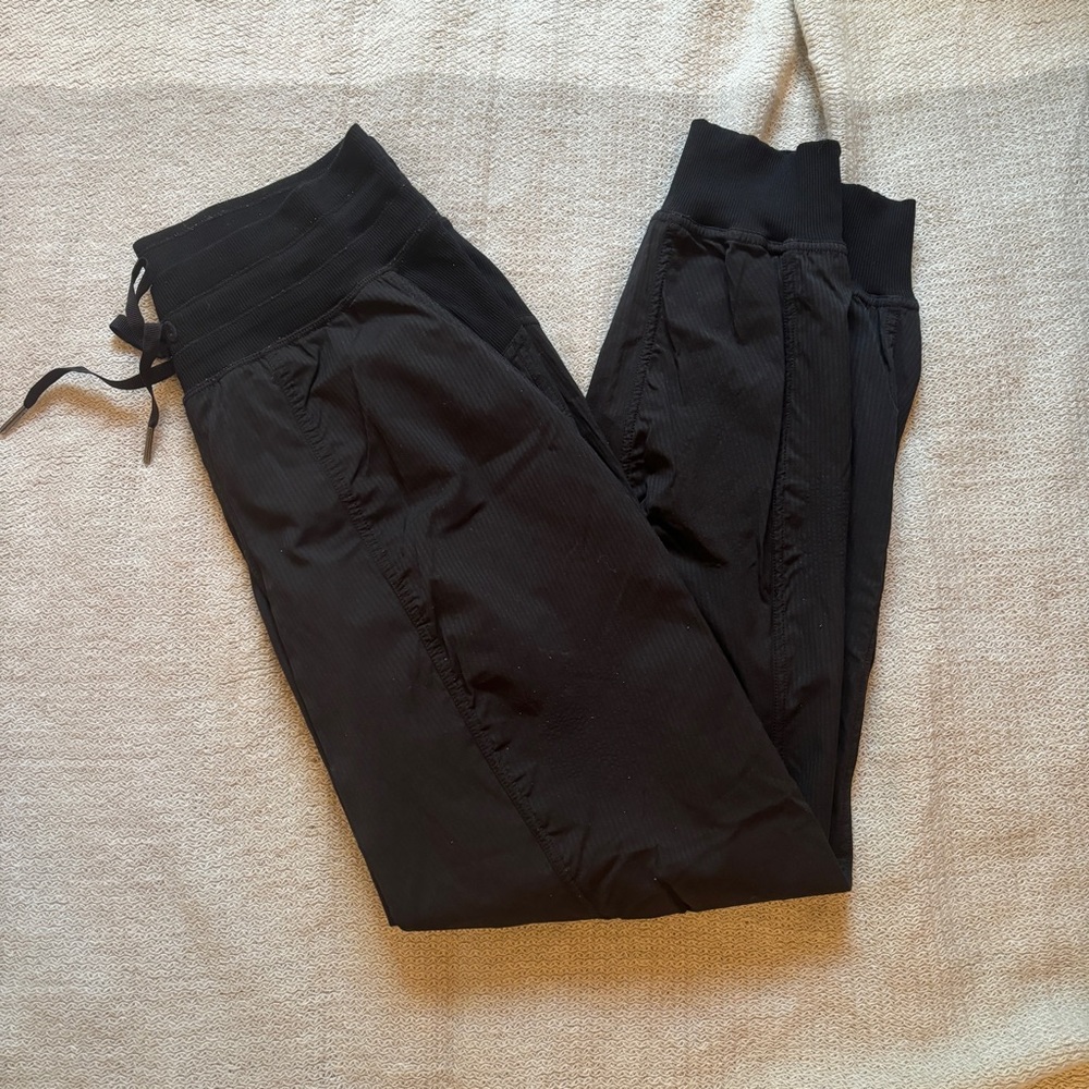 Lululemon joggers